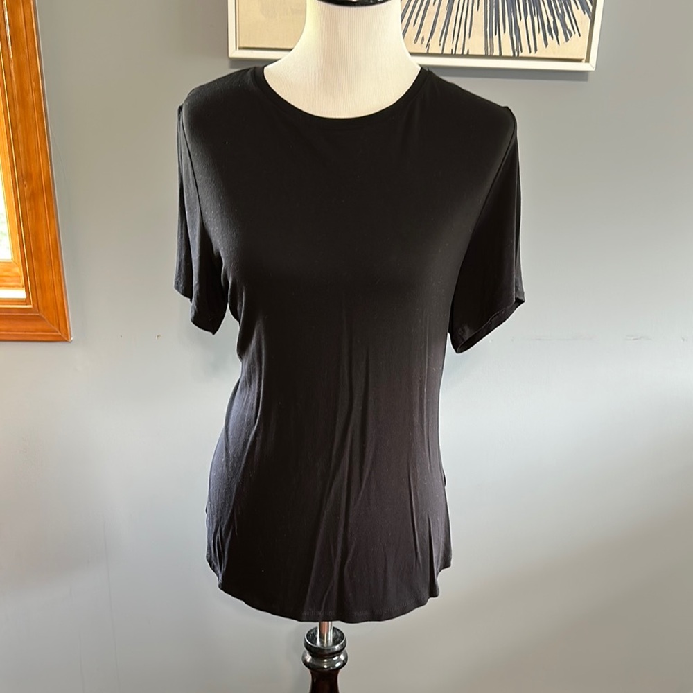 Old Navy Black Loose Fitted Short Sleeve Tee